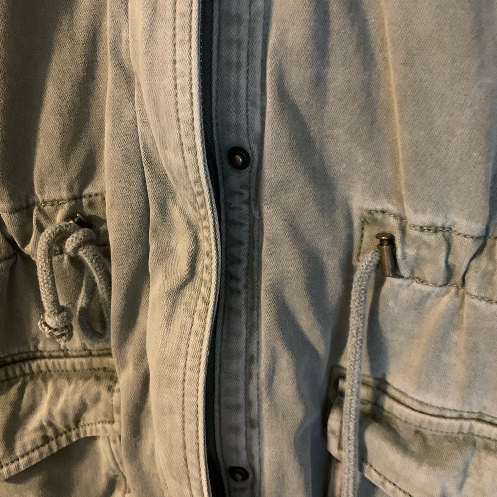 Jacket - Picture 2 of 4